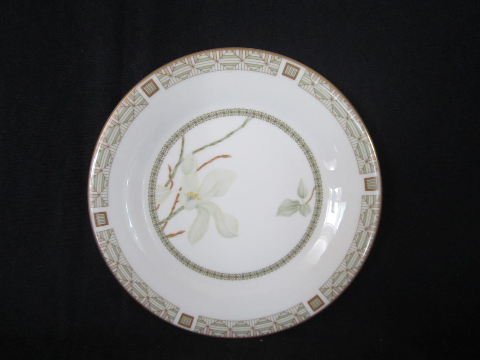 Royal Doulton White Nile Salad Plate Missing Pieces Discontinued