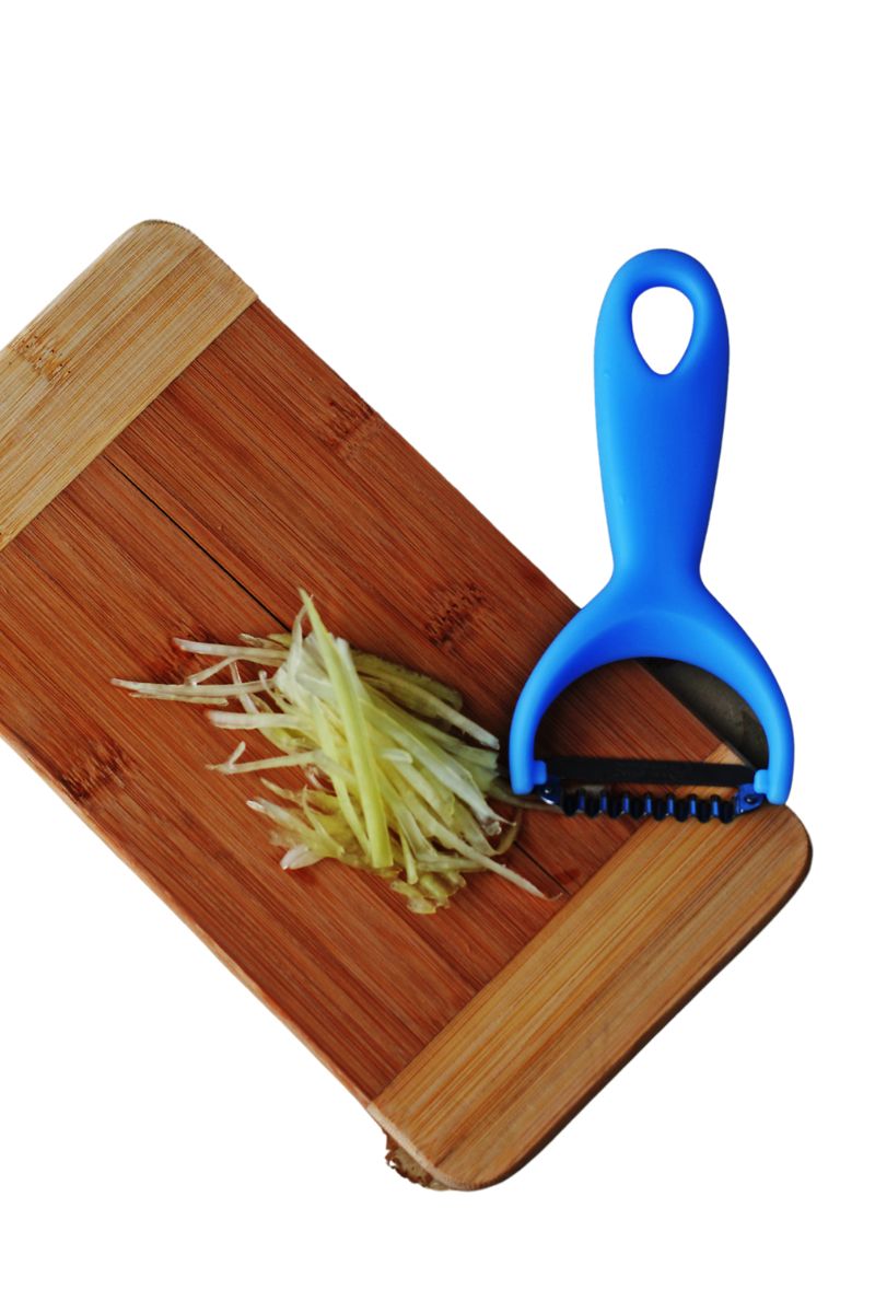 How to grate carrots without a grater there's always a way
