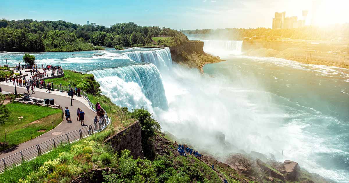 Awesome Things to Do in Niagara Falls From Canada and USA