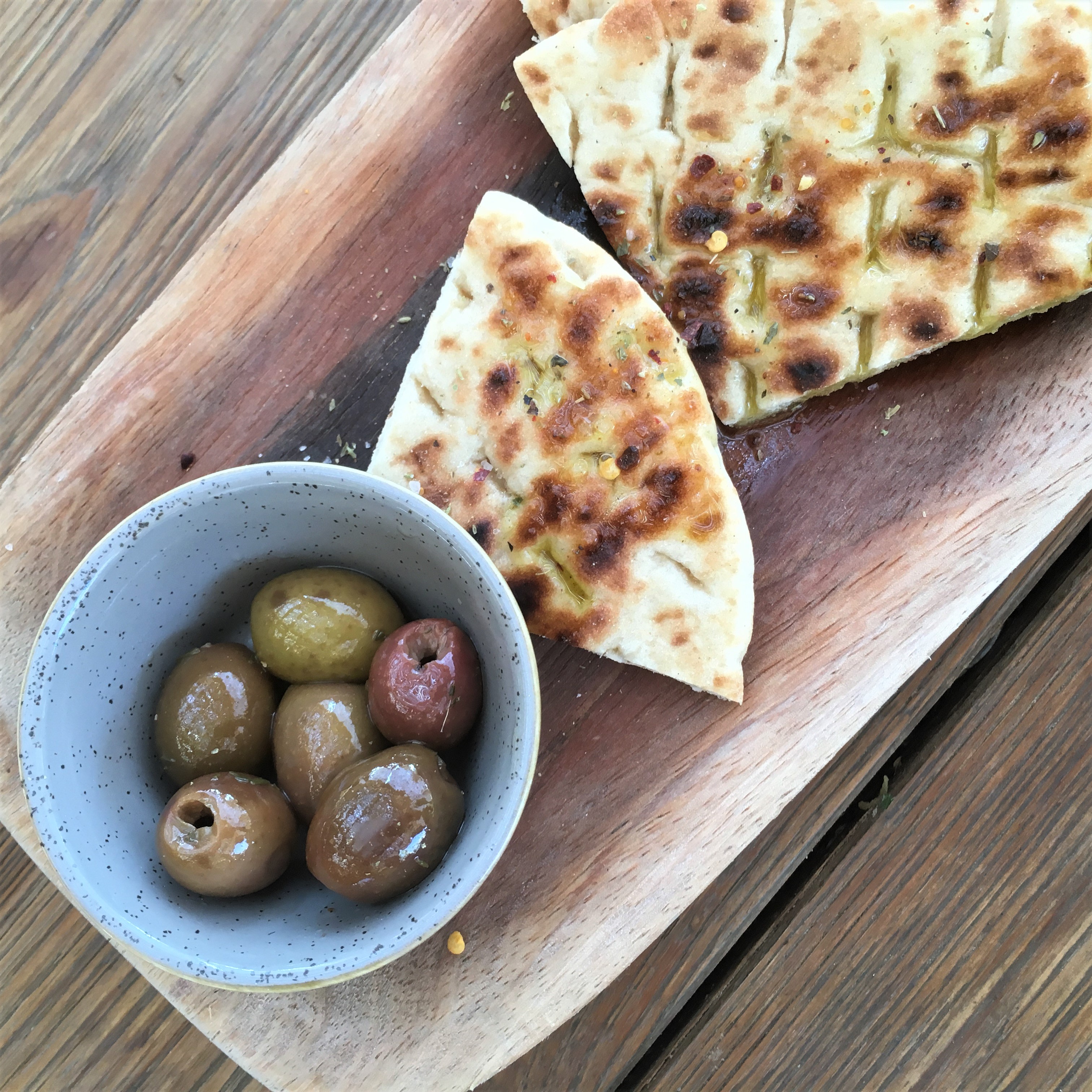 Quick & Easy Fantastic and Fluffy Flatbreads, KetoStyle misterrands