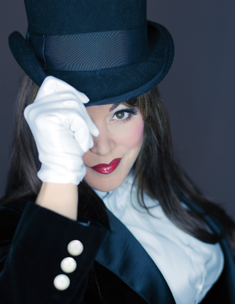 Misty Lee Headshot Tophat Misty Lee