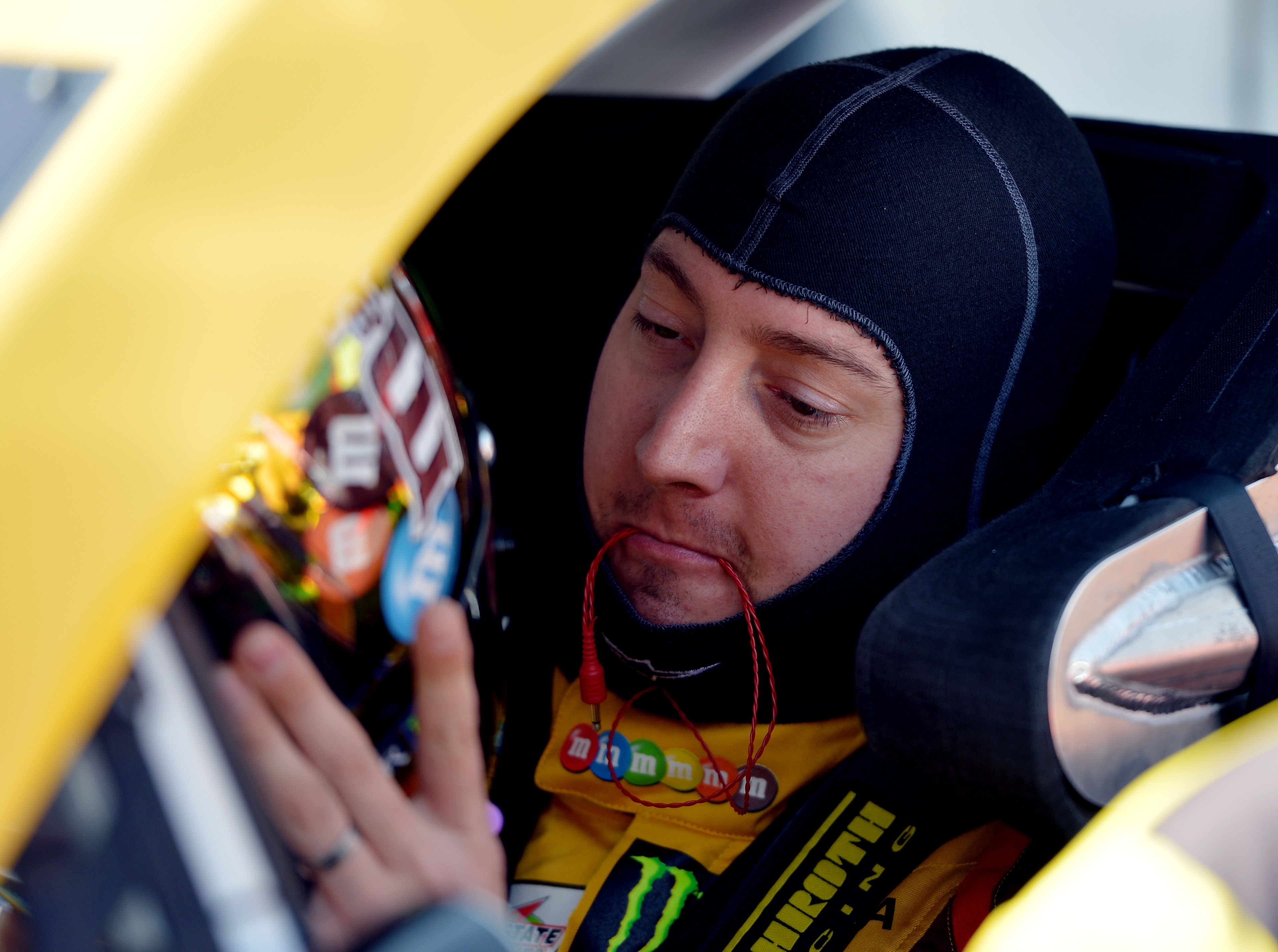 Trading places Kyle Busch and Brad Keselowski