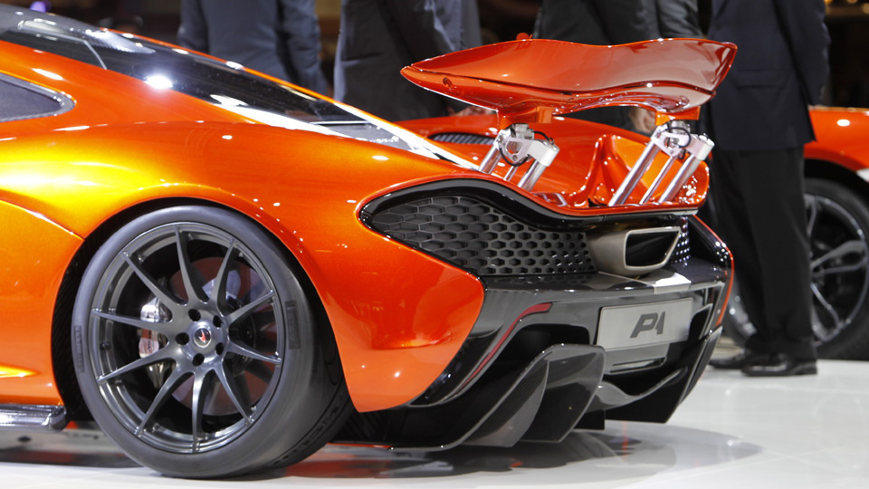 McLaren P1, a Le Mans racecar for the street, edges into the spotlight