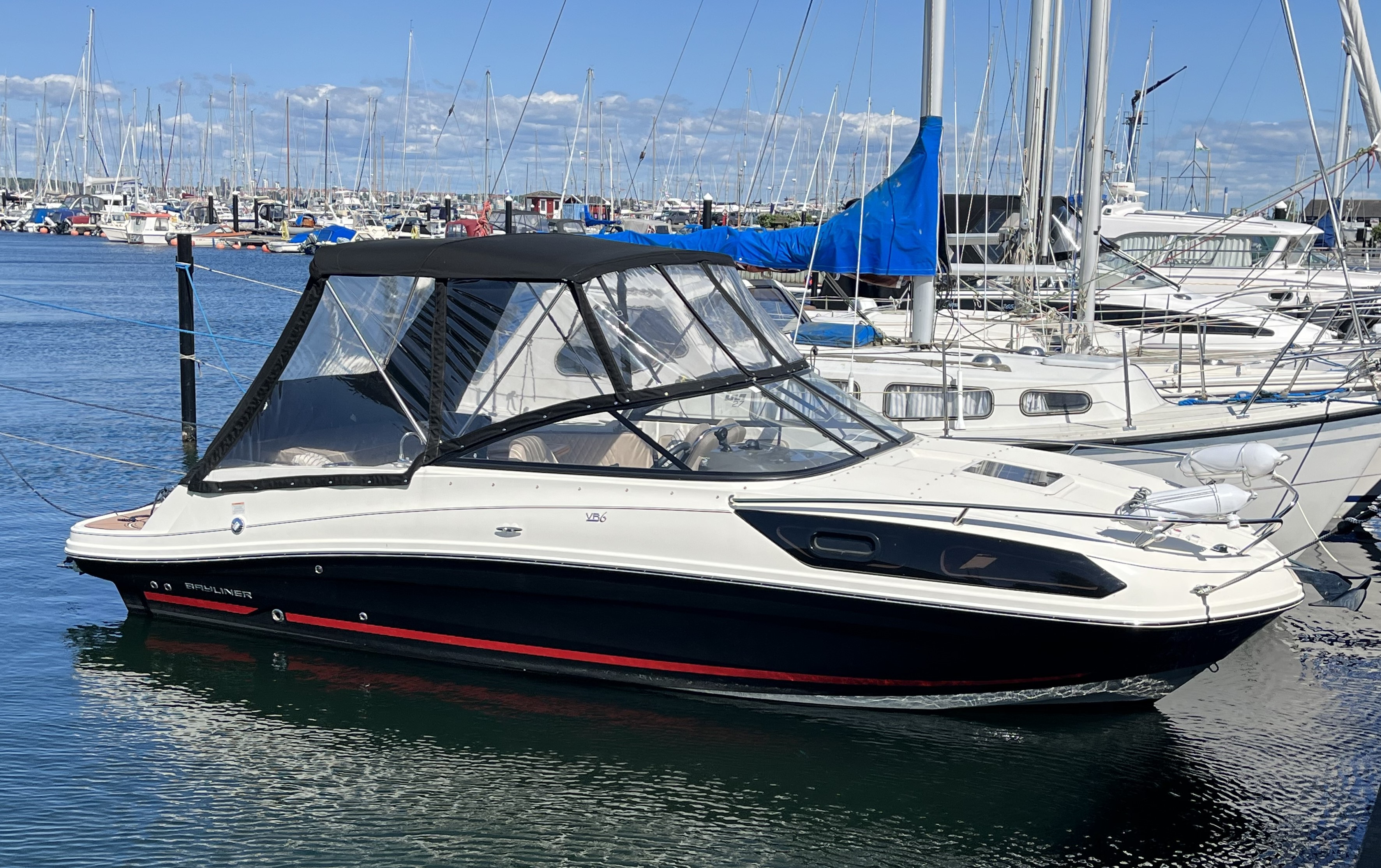 Bayliner VR6 Cuddy Mitbaadmarked.dk