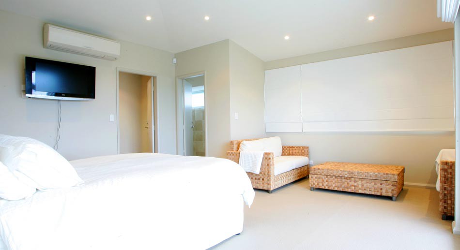 MITCHELL CONSTRUCTIONS 89 HILLSIDE ROAD