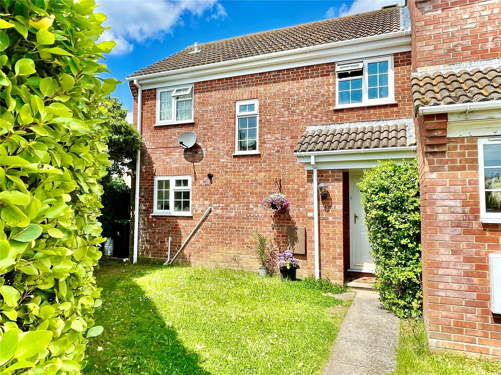 Brabazon Drive, Mudeford, Christchurch, Dorset, BH23 4TL Mitchells