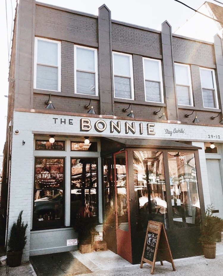 10 Stylish NYC Coffee Shops & Cafés to Snap Instagram Pics
