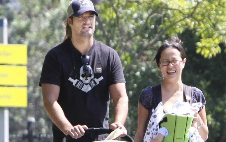 Java Kumala Holloway All You Need to Know about Josh Holloway’s