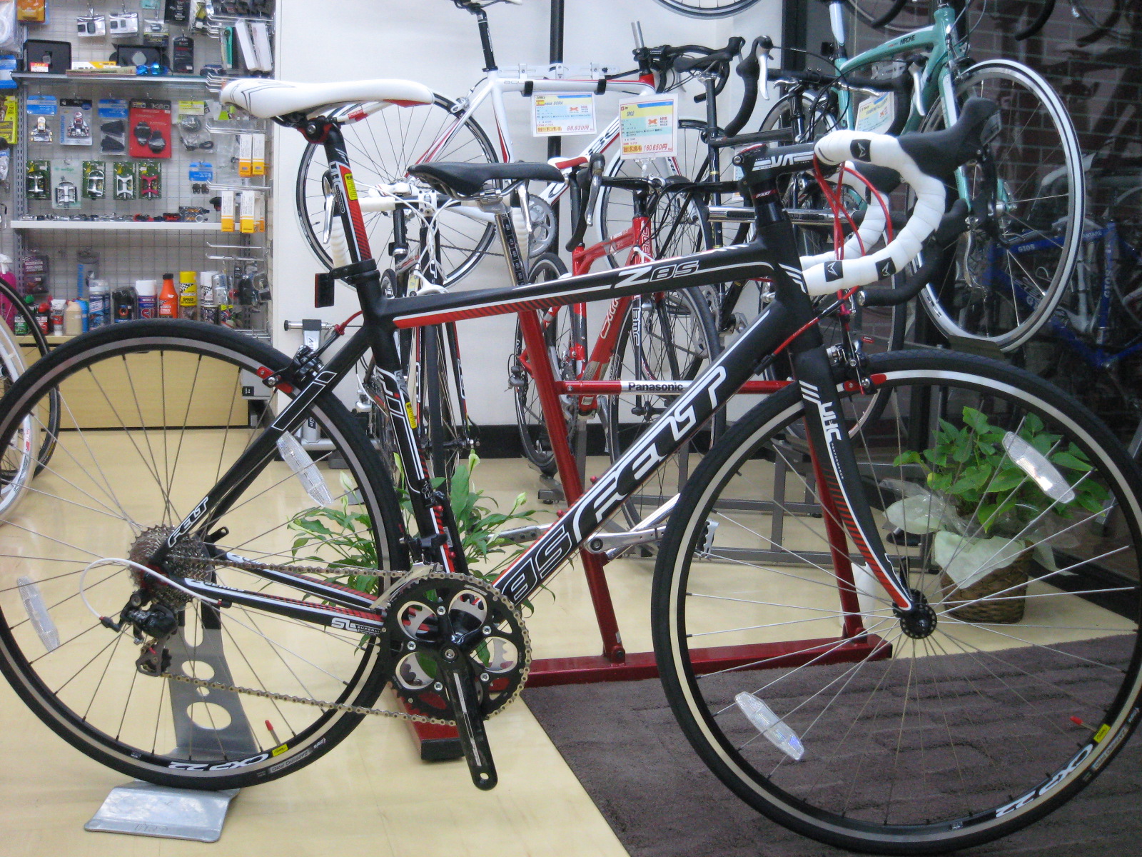 FELT Z85の2012年モデルが入荷しました 自転車のことならサイクルショップ ミツイキ