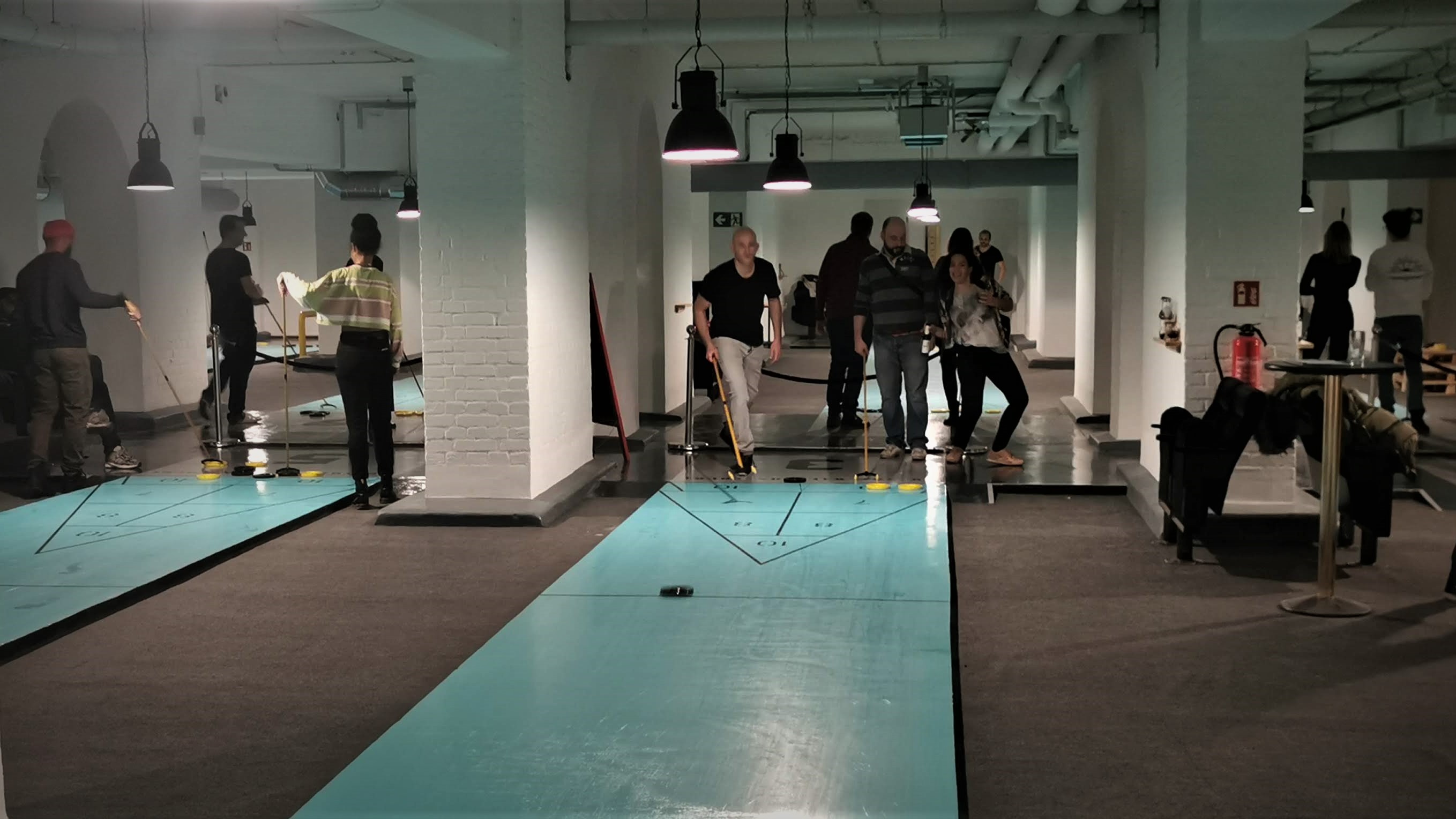 Cooler als Bowling, einfacher als Billard Berlin hat seinen ersten