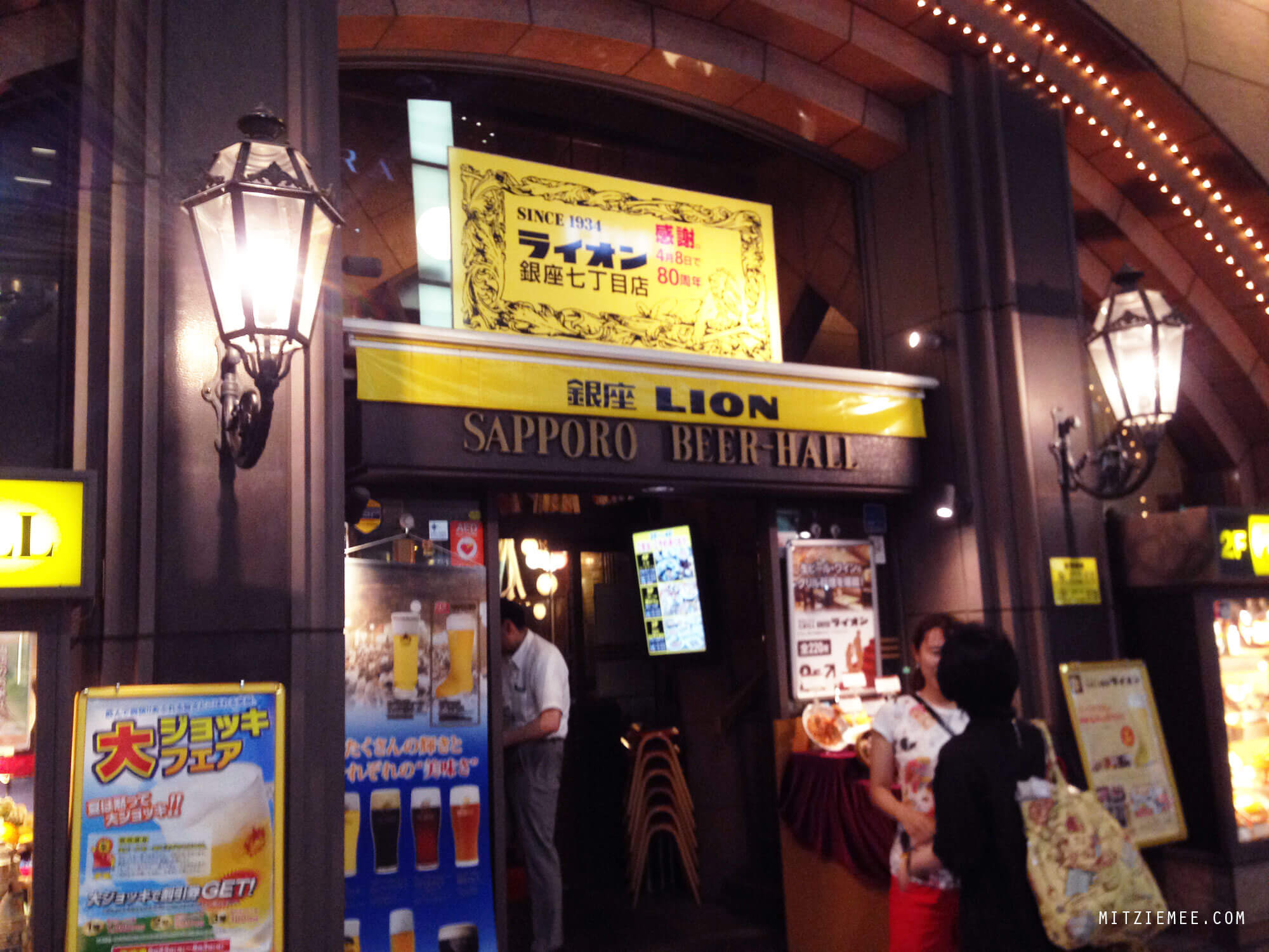 Ginza Lion Japans ældste ølhal Tokyo Blog Mitzie Mee