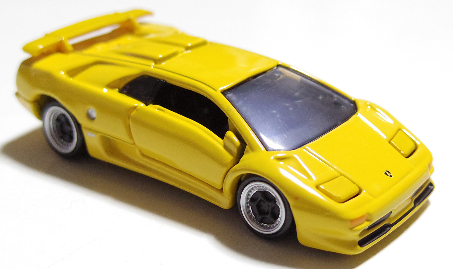 トミカプレミアム 15 ランボルギーニ ディアブロ SV 無駄遣いの記録