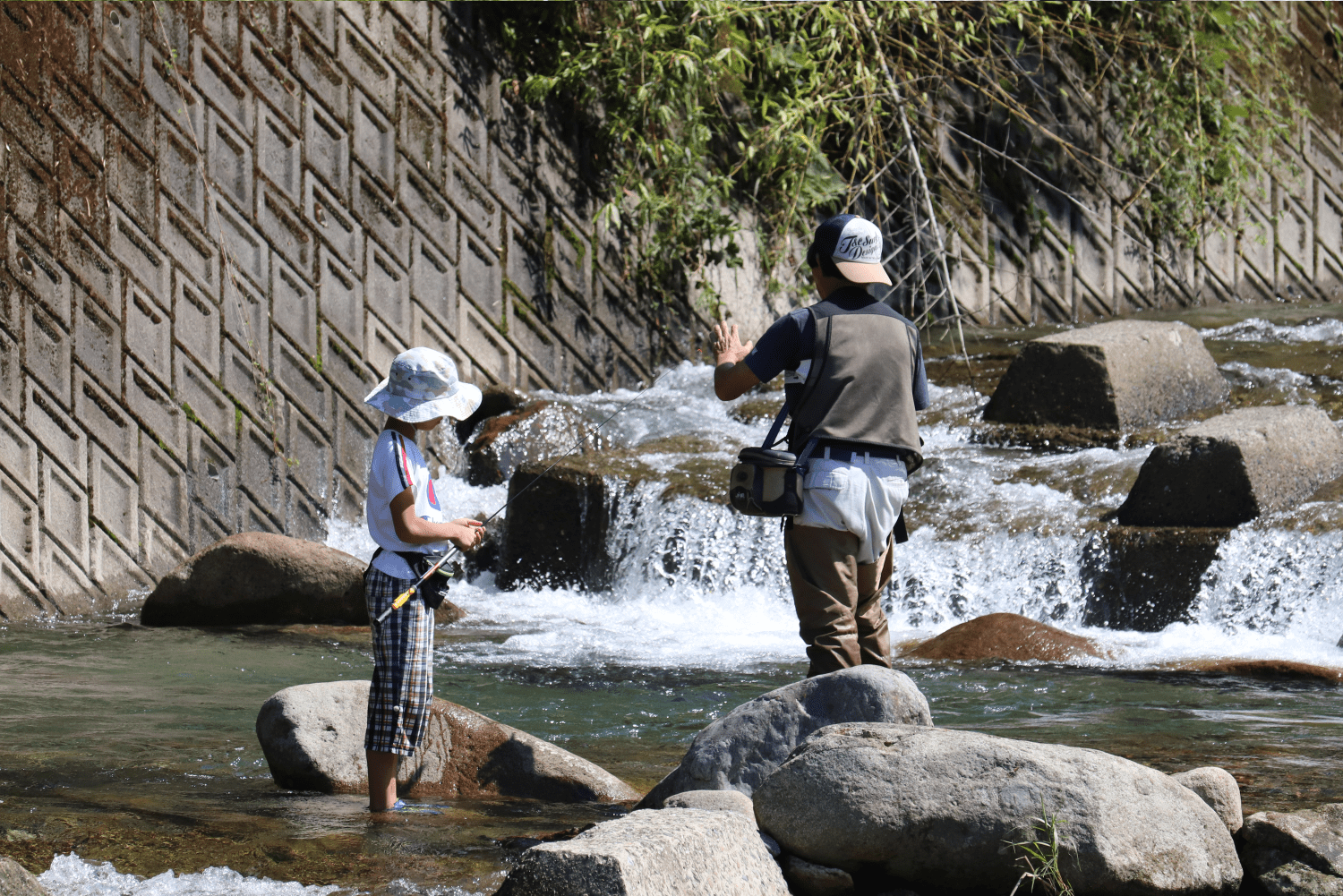 渓流 釣り 服装