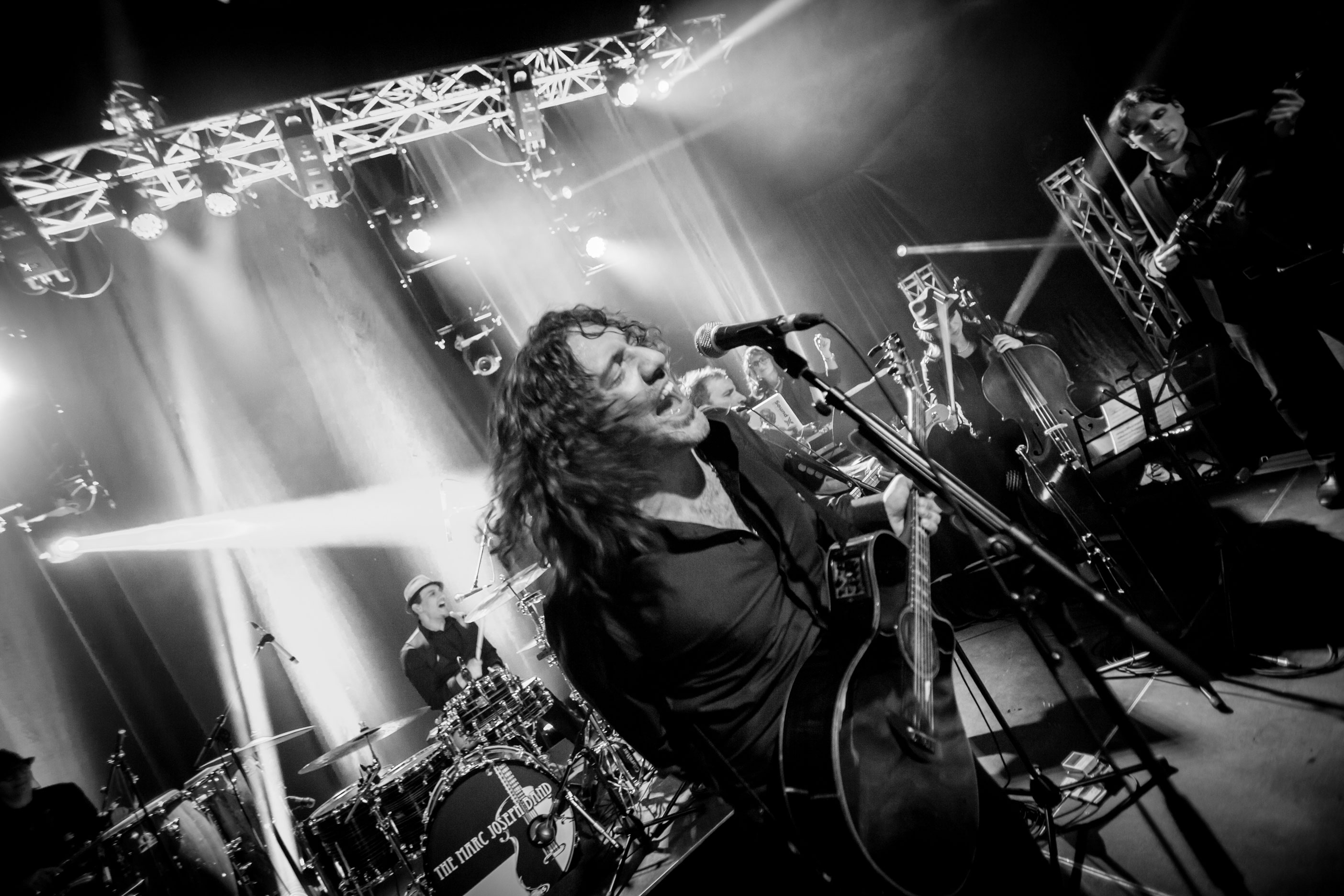 MJBE Blog How Much Does a Wedding Band Cost in Toronto?