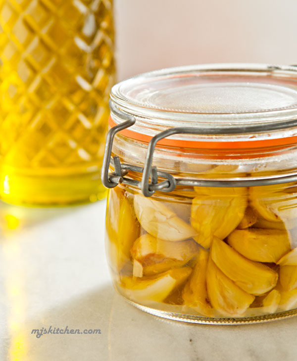 Roasted Garlic Infused Olive Oil (Garlic Confit) MJ's Kitchen