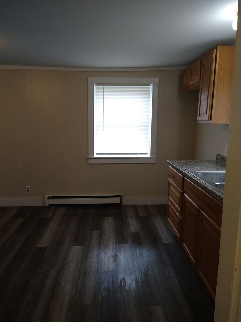 4 Otis St Jay Maine Mexico Maine 2075181529