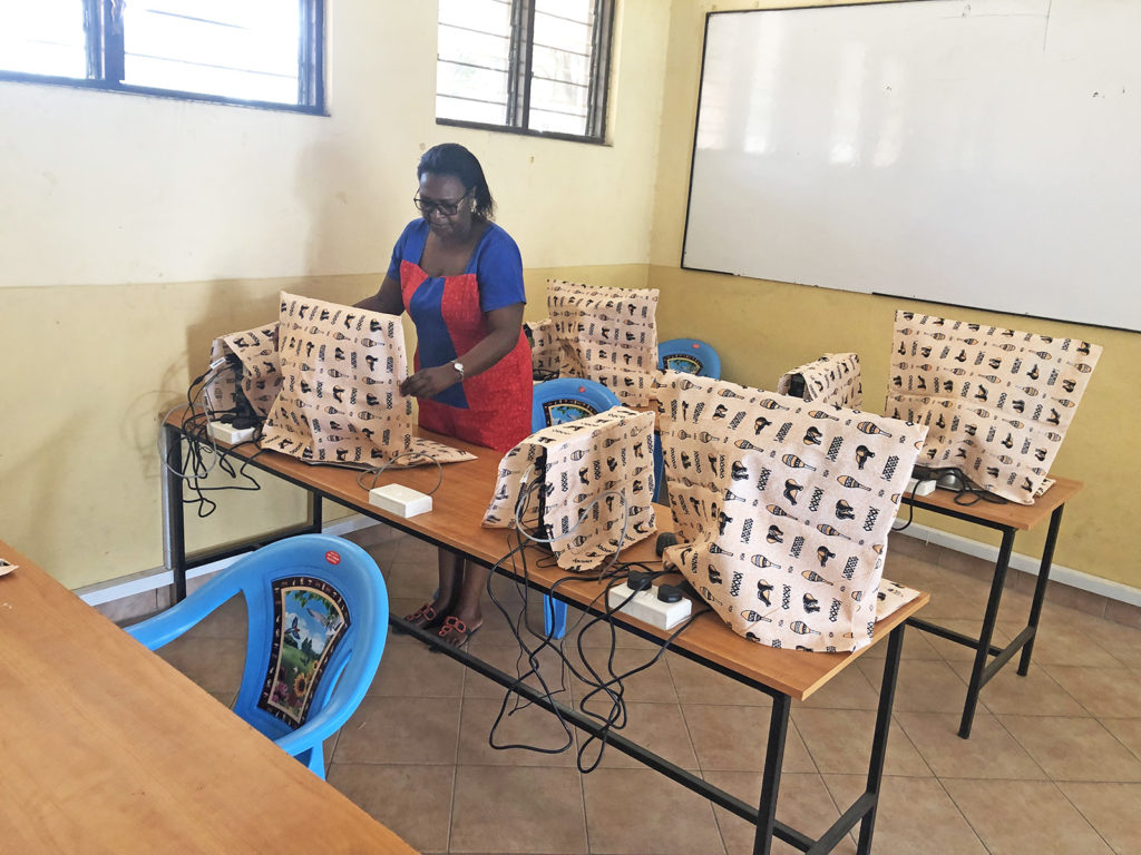 Computer lab brings new educational opportunities Maryknoll Lay