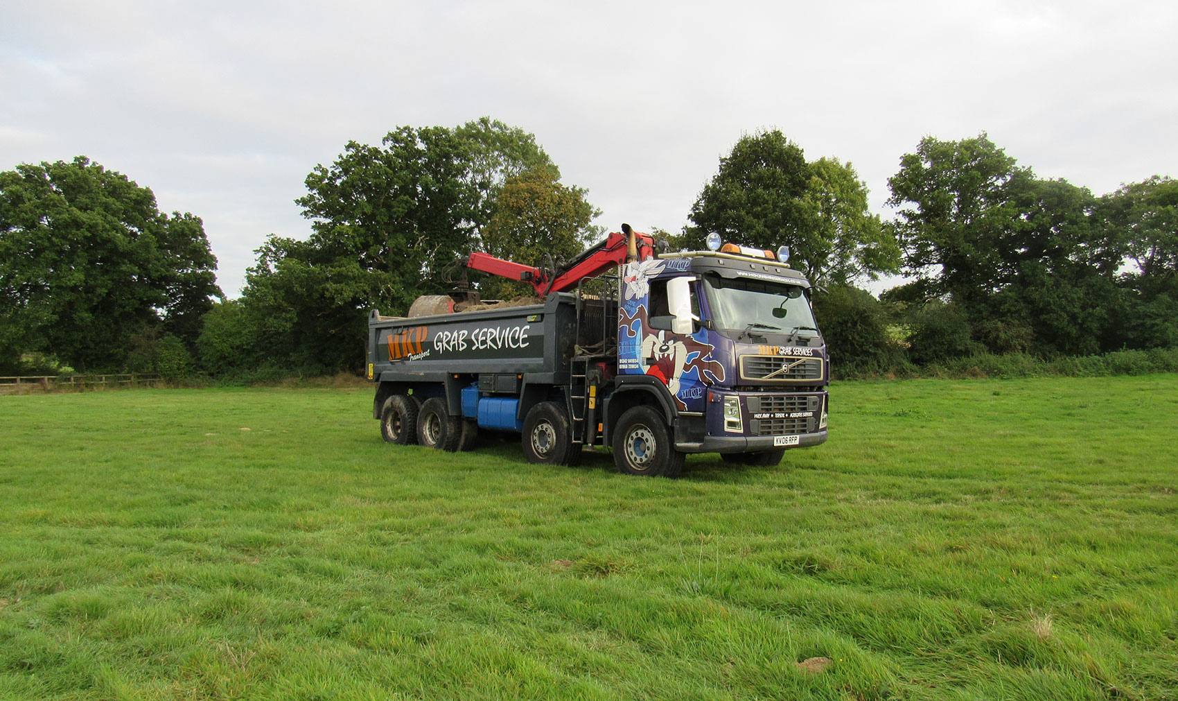 MKP Transport Grab Hire Aggregates Croydon Horsham Epsom