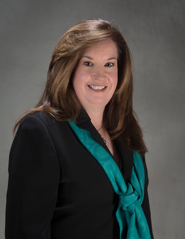 PeapackGladstone Bank Hires New Senior Managing Director,