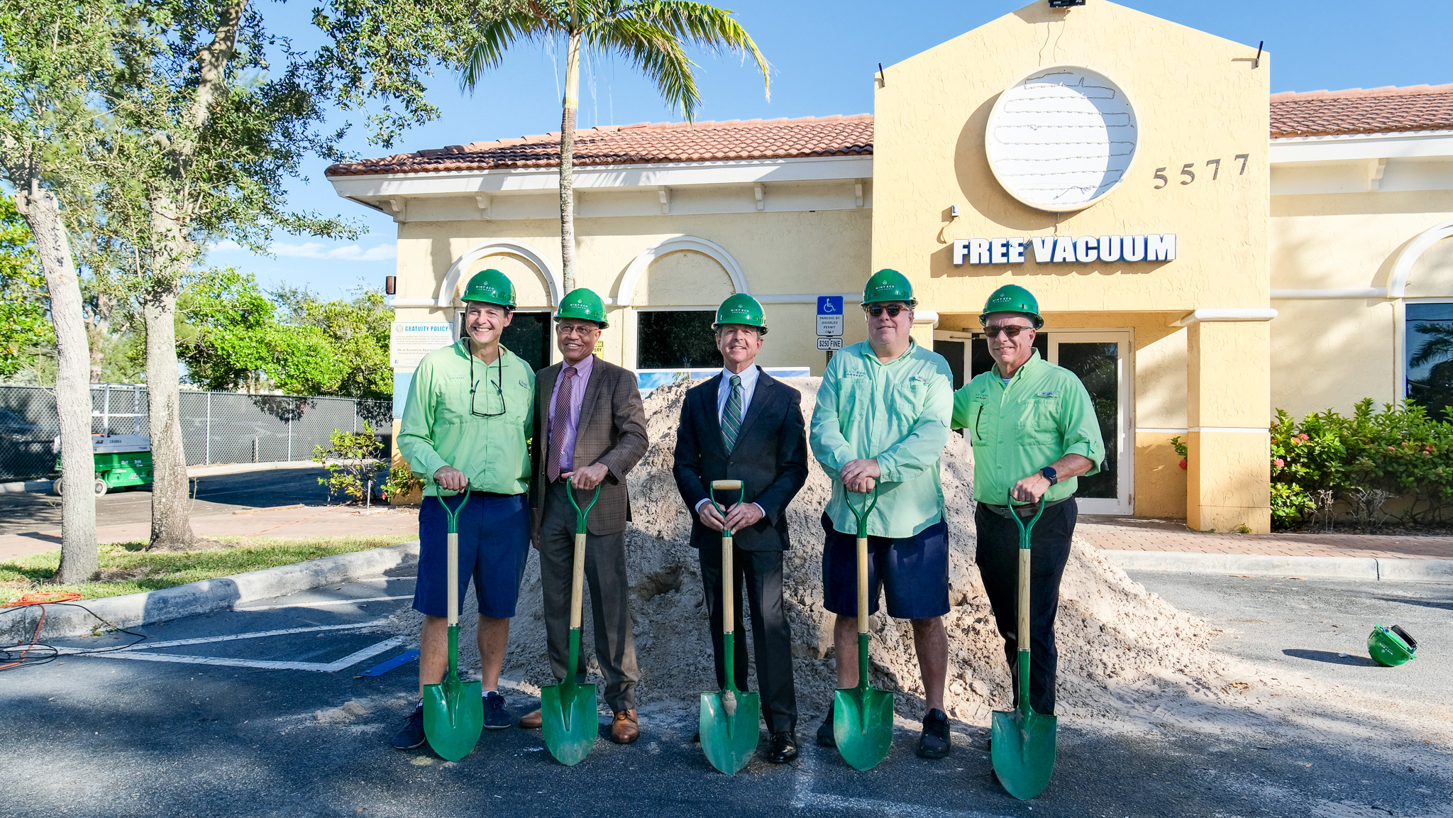 Mint Eco Car Wash Breaks Ground on New Okeechobee Boulevard