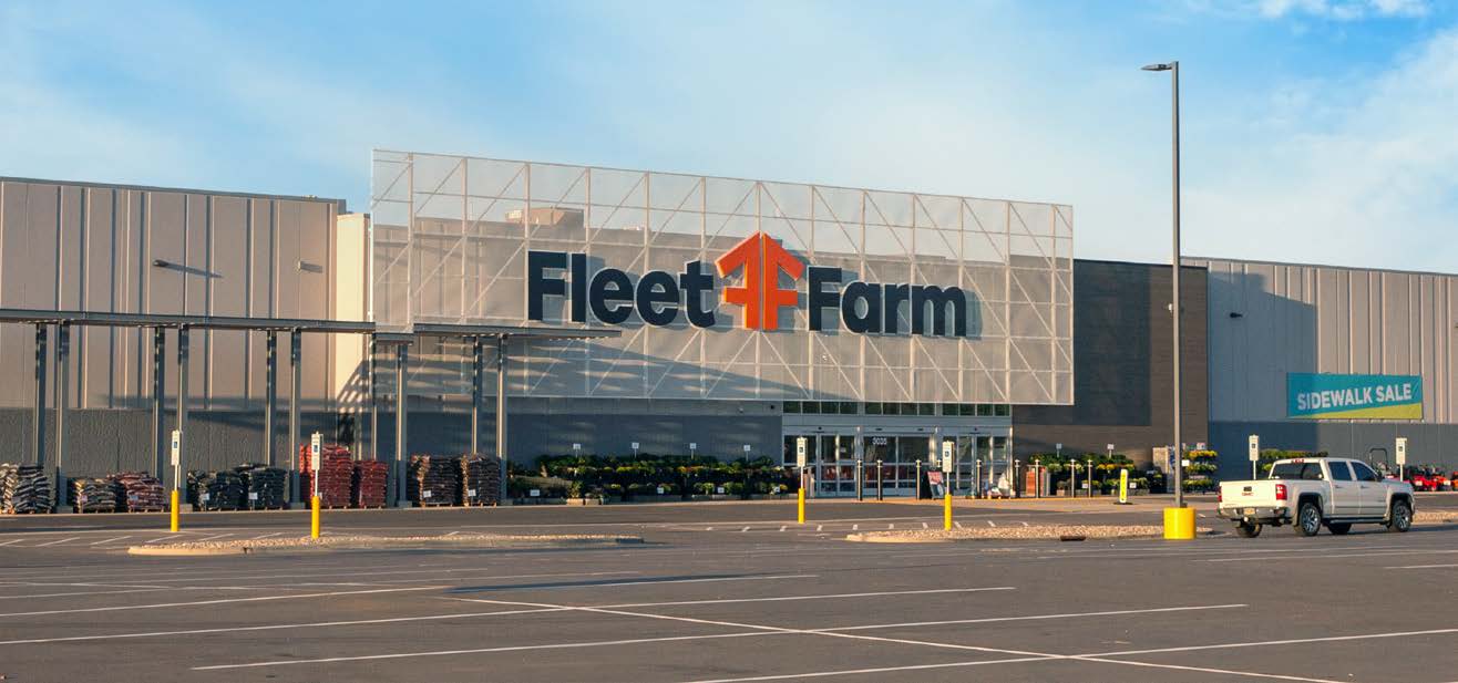 Kingsbarn Acquires Fleet Farm Retail Center in Sioux Falls,