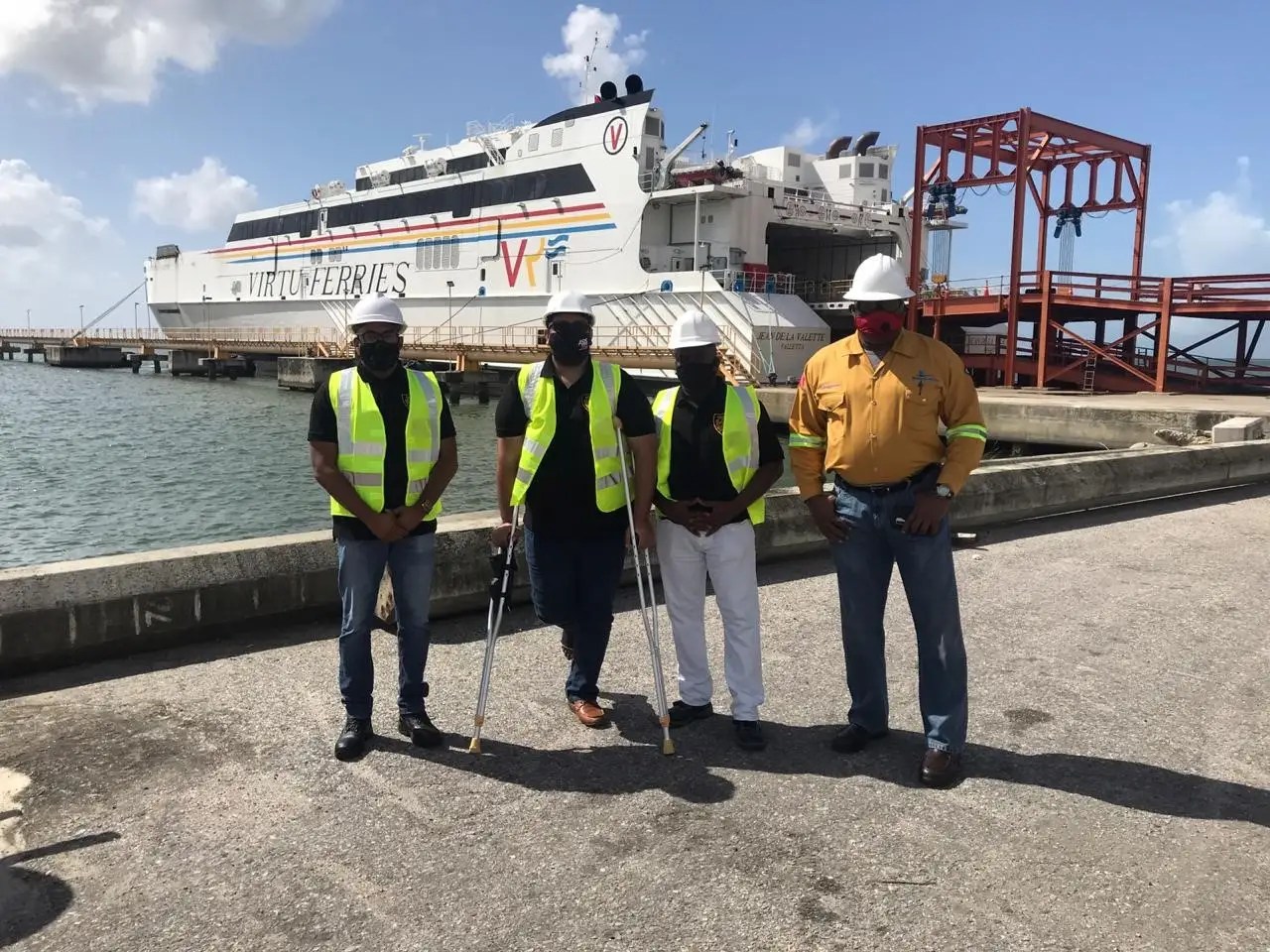 Congratulations to Successful Employees in Achieving Port Facility