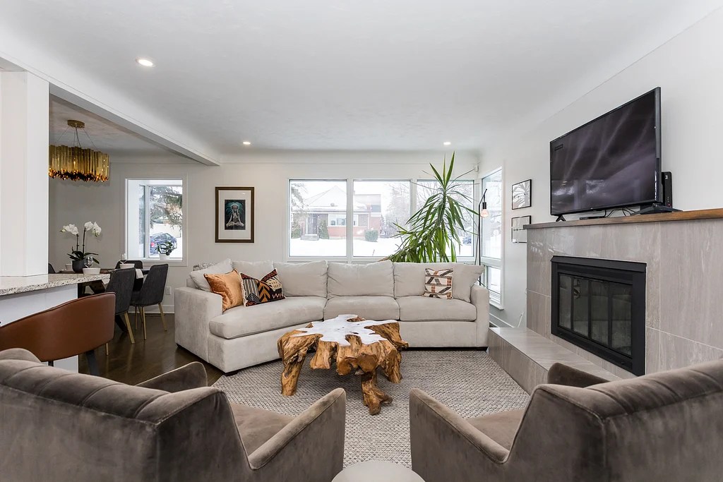 Neighbourhood Highlight McKellar Heights Barb & Carole Real Estate Team