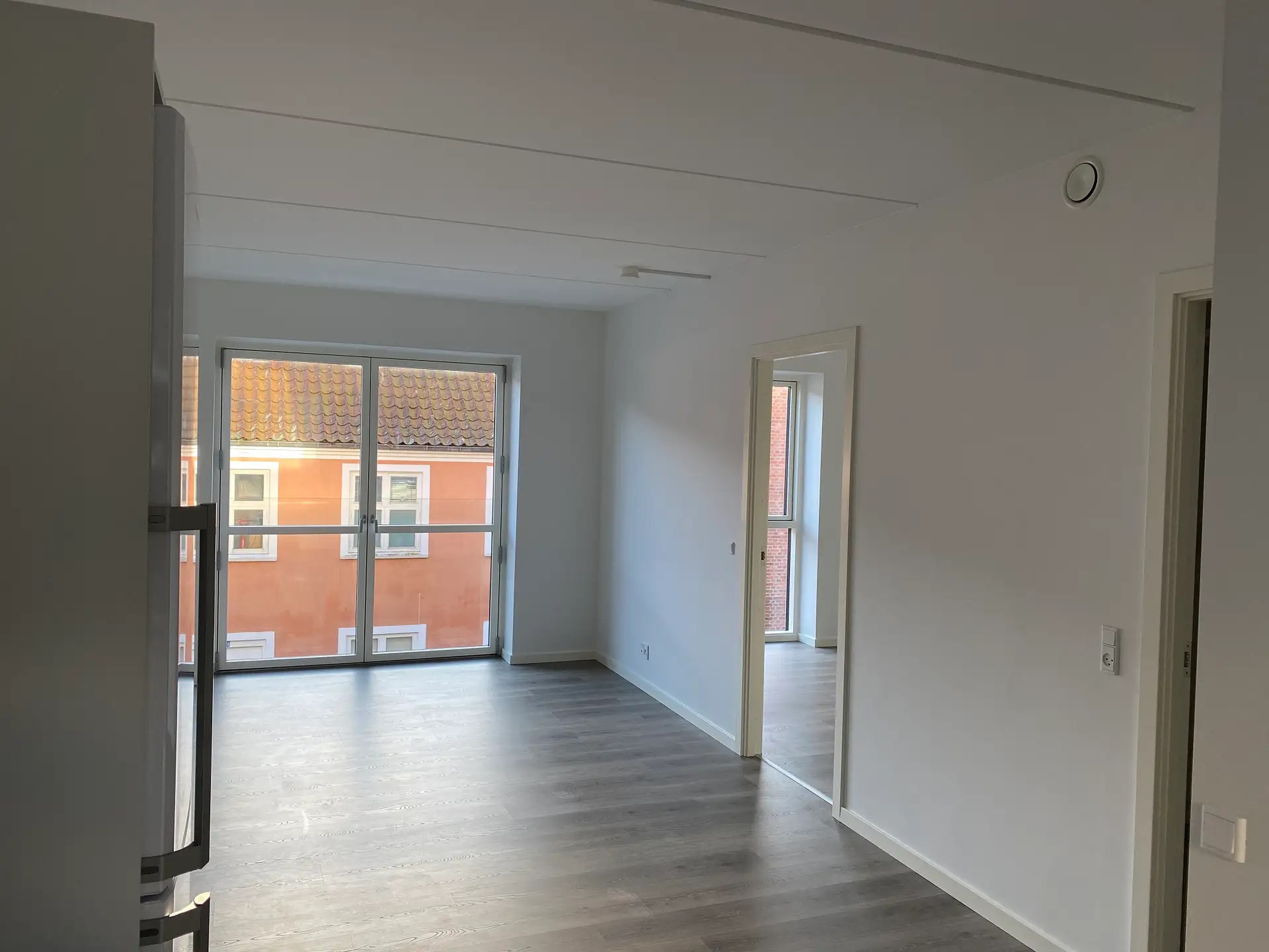 Lækker og moderne lejlighed til leje nu i midtby! Bolig