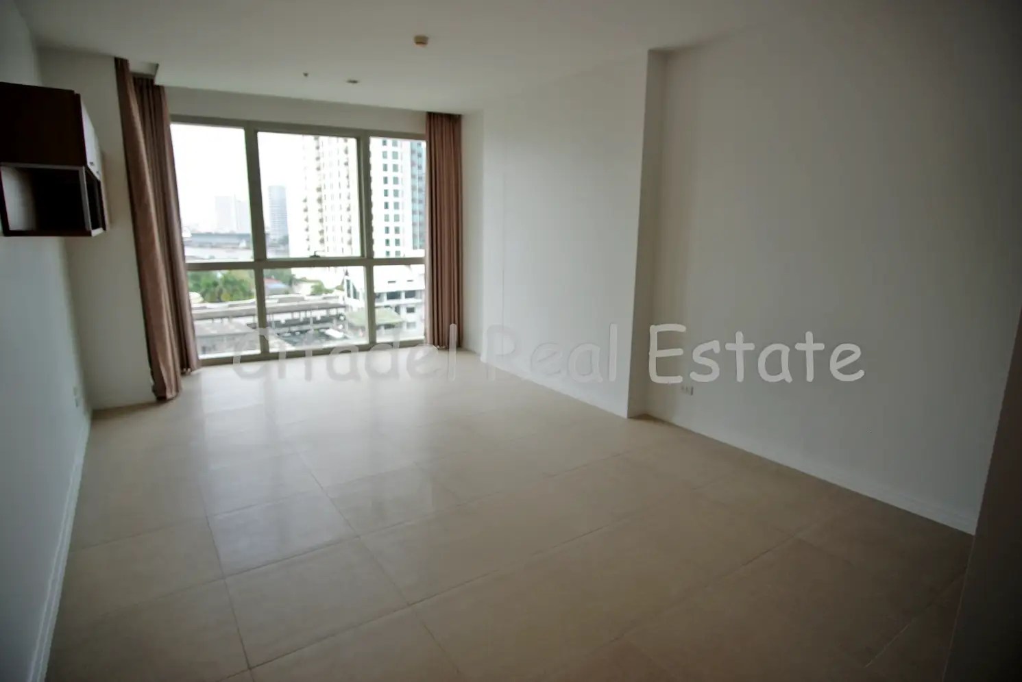 The River Condominium, 1 Bed Condo for Sale Citadel