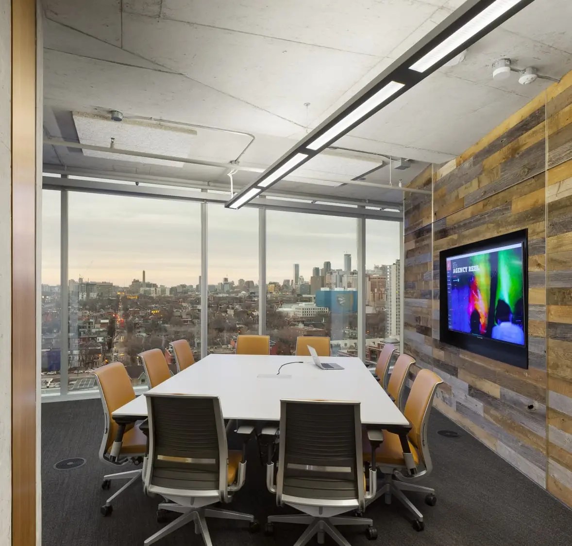 Top Five Office Views as Far as the Eyes Can See! IA Interior Architects