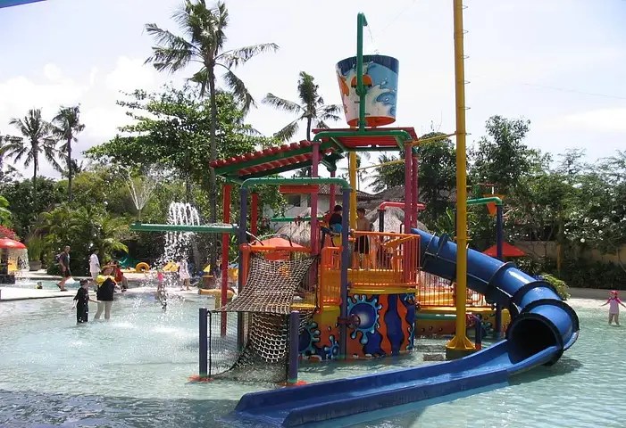 Tempat Bermain Air Anak Anak Waterpark Mini & Waterboom - Produsen Waterboom Hp.085642318455 | Kontraktor Waterpark Murah