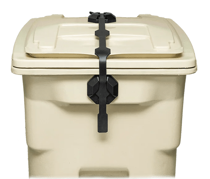 Strong Strap™ Stretch Latch Universal Lid Lock for Outdoor Trash Cans