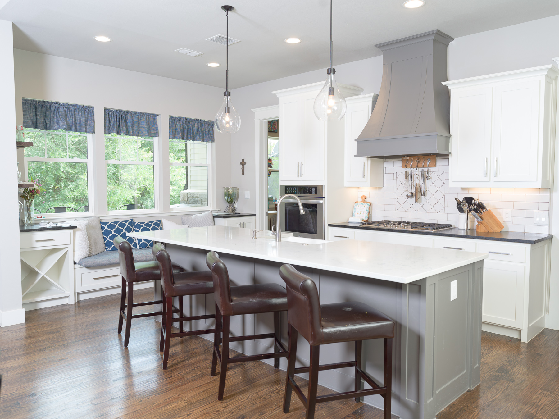 Lucas Custom Seis Lagos Modern Farmhouse MLD Homes