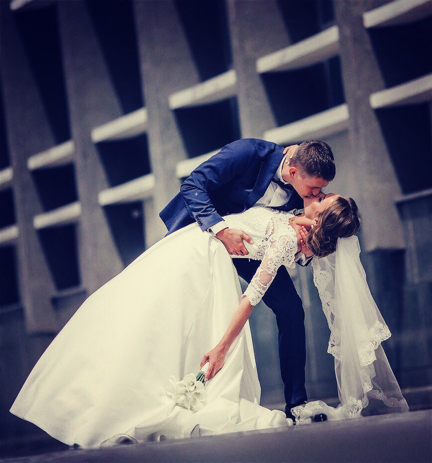 “Porch Swing Angel” by Muscadine Bloodline First Dance Wedding Dance