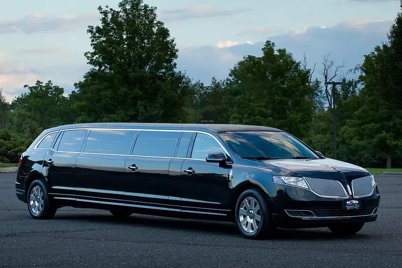 Chicago Limousine Rates Is it affordable? MoStar Limo