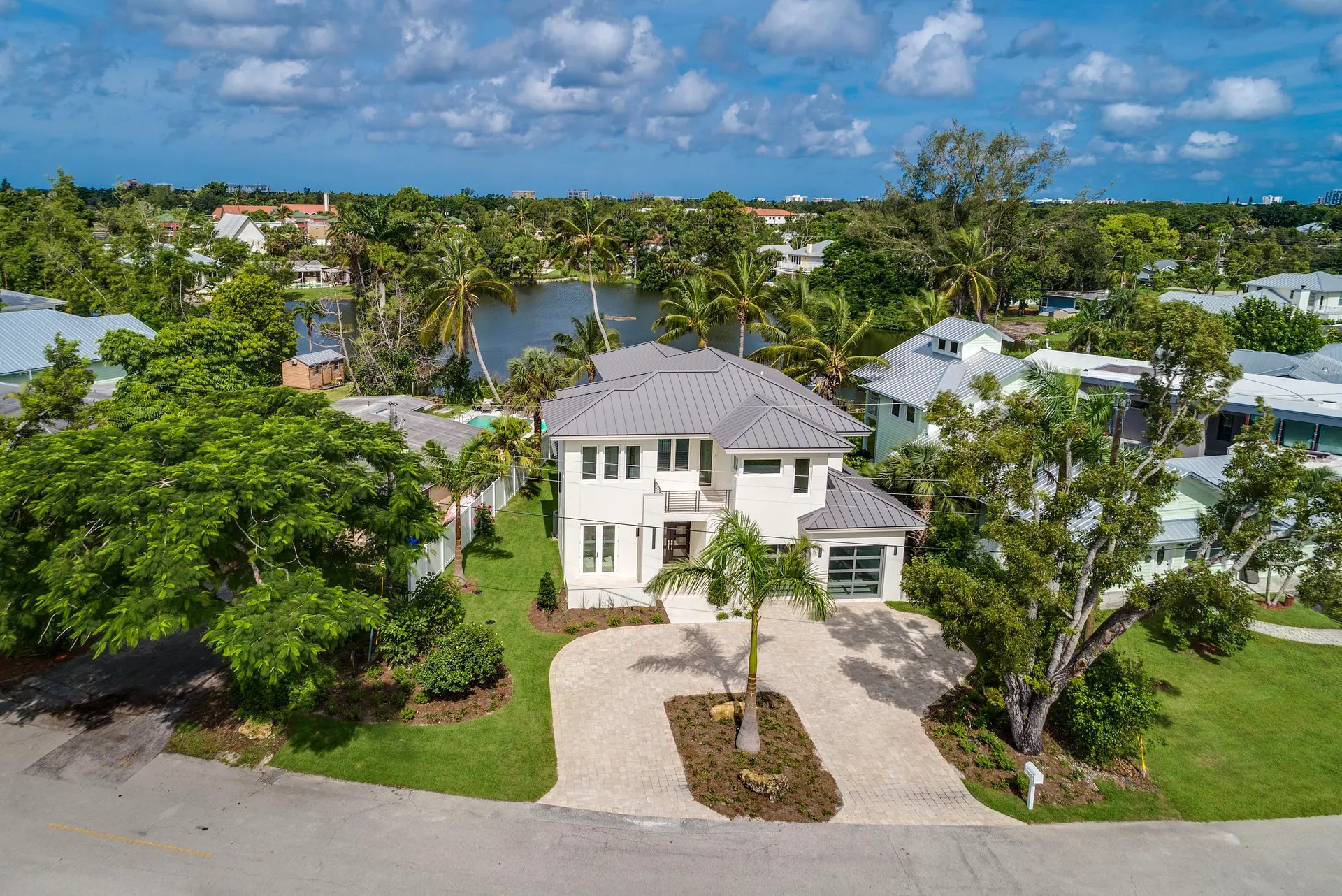 Lake Park Spec House James Knafo Architect + Builder