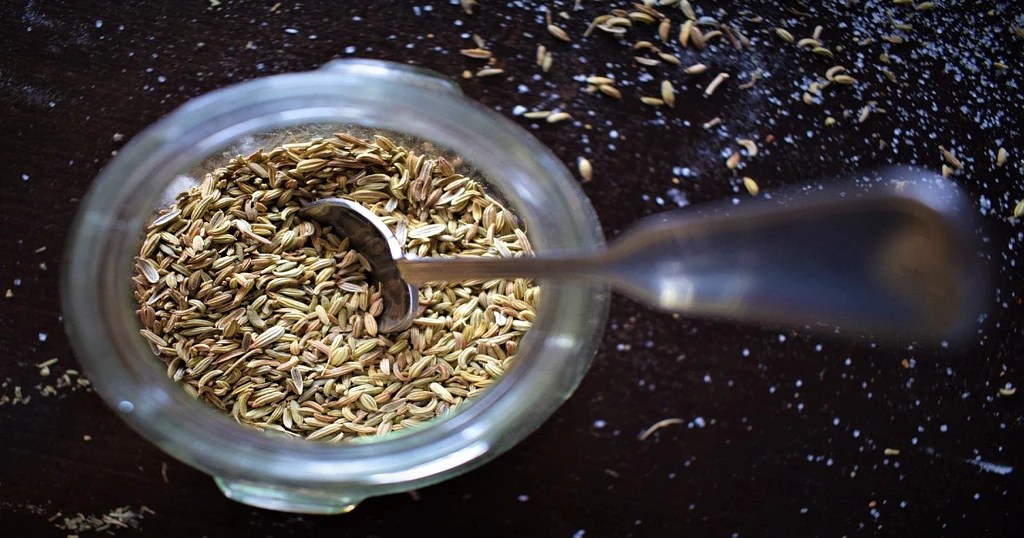 Top 15 Health Benefits Of Jeera Water And Side Effects