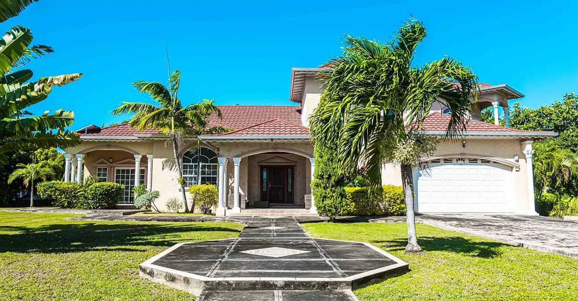 4 Bedroom Villa for Sale, The Highlands, Spring Farm, Montego Bay