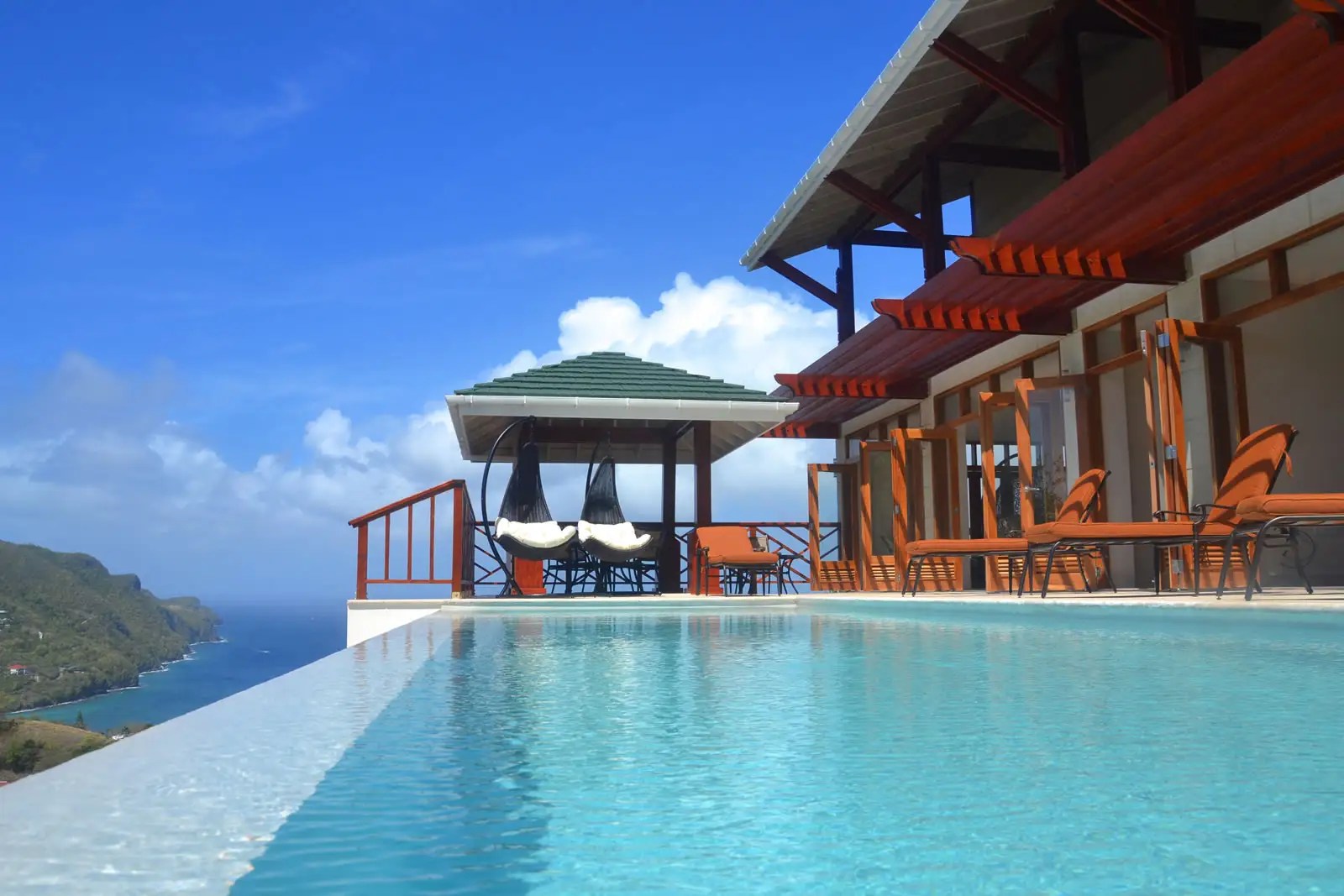 6 Bedroom Property for Sale, Richmond, Bequia 7th Heaven Properties