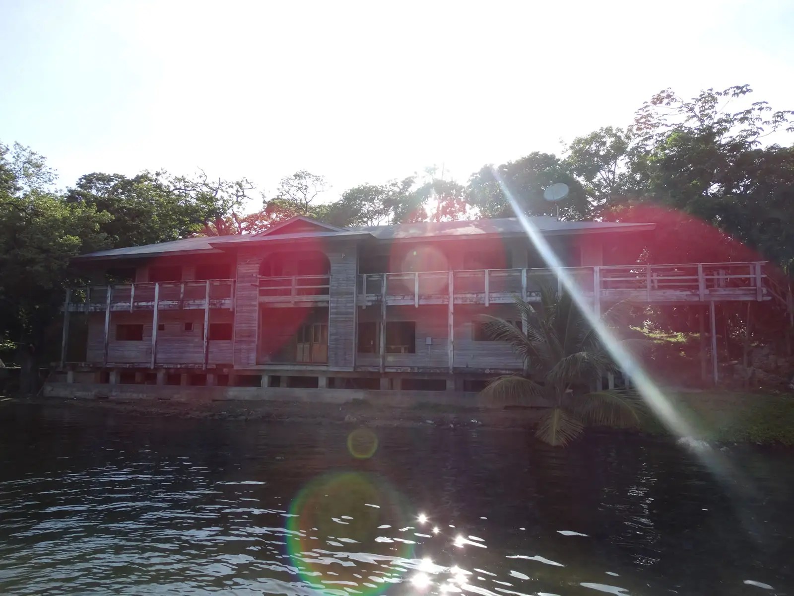 Waterfront Hotel Resort for Sale, Gibson Bight, Roatan 7th Heaven Properties