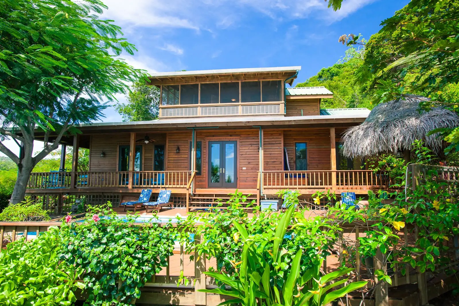 3 Bedroom Waterfront Home with 1 Bedroom Casita for Sale, Roatan 7th Heaven Properties