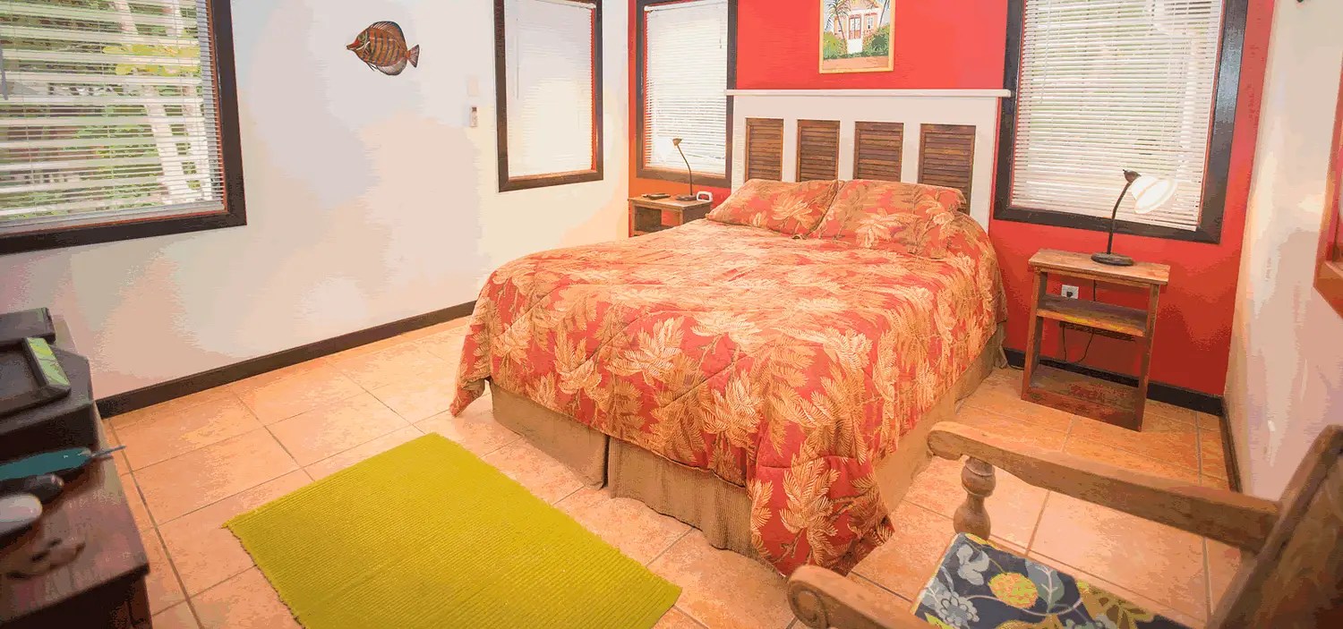 3 Bedroom Beach House for Sale, Seadancer, Roatan 7th Heaven Properties