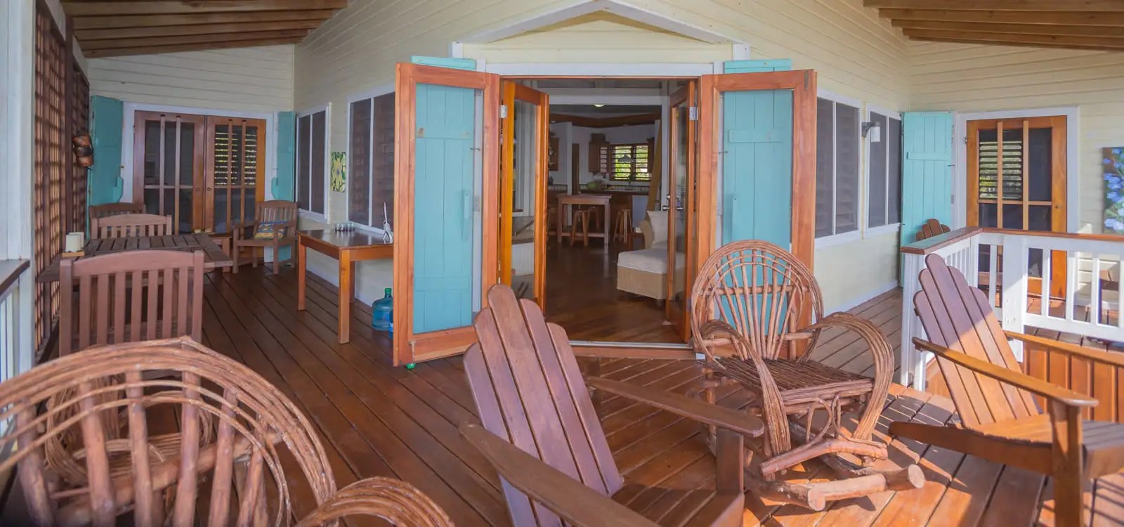 3 Bedroom Oceanfront Home for Sale, Turtle Crossing, Roatan 7th