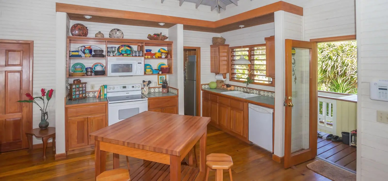 3 Bedroom Oceanfront Home for Sale, Turtle Crossing, Roatan 7th