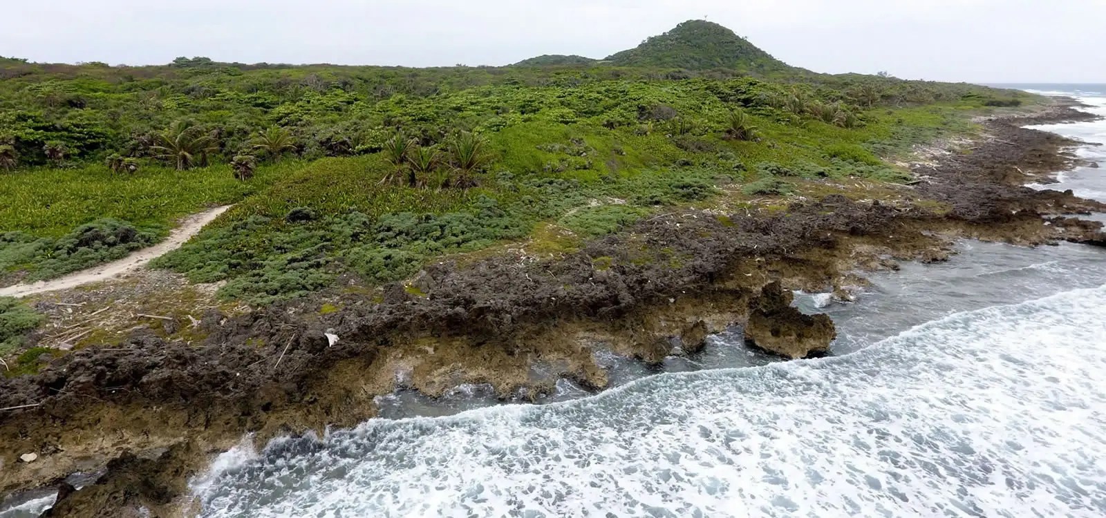 4 Acres of Waterfront Land for Sale, Pumpkin Hill, Utila, Honduras