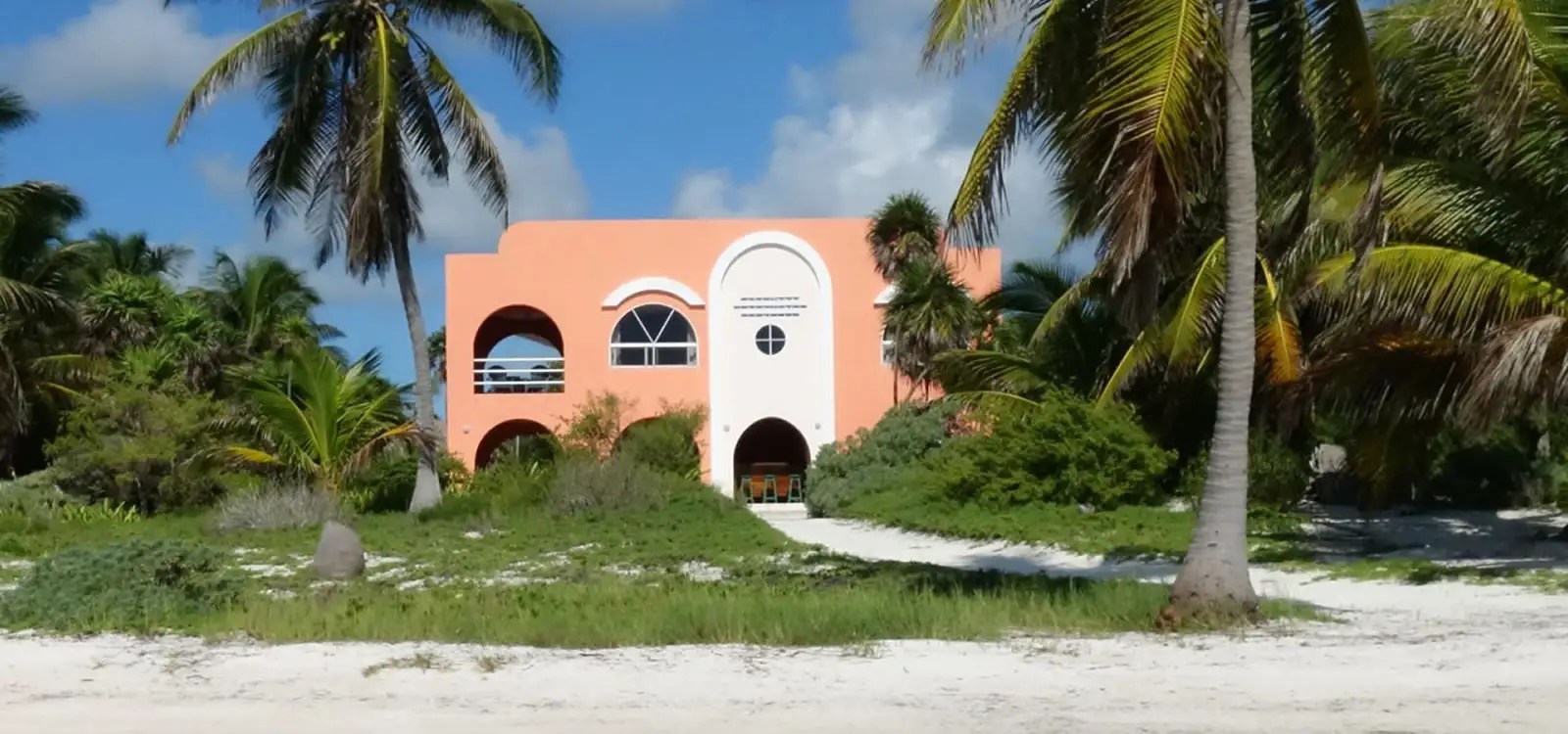 3 Bedroom Beachfront Home for Sale, San Pedro, Ambergris Caye, Belize