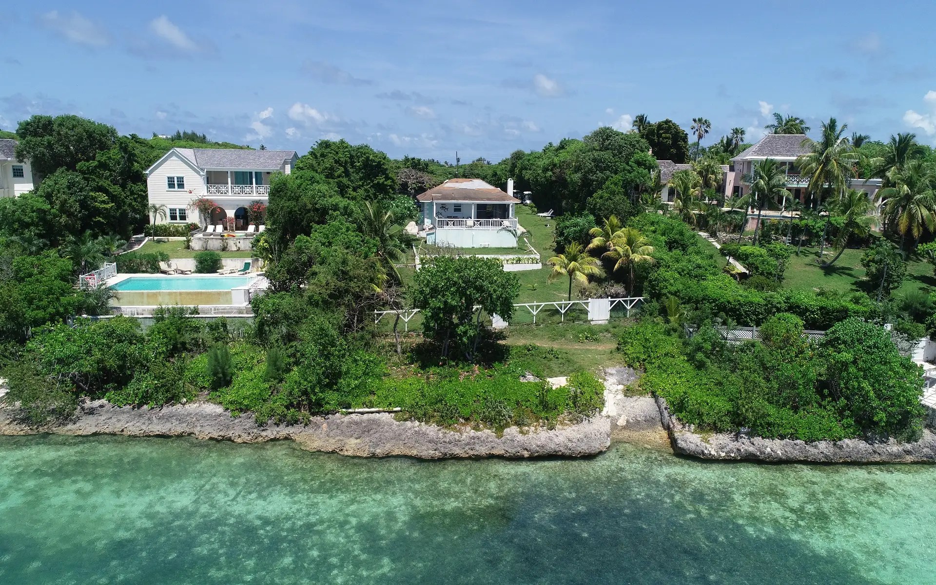2 Bedroom Luxury Waterfront Home for Sale, Harbour Island, Eleuthera