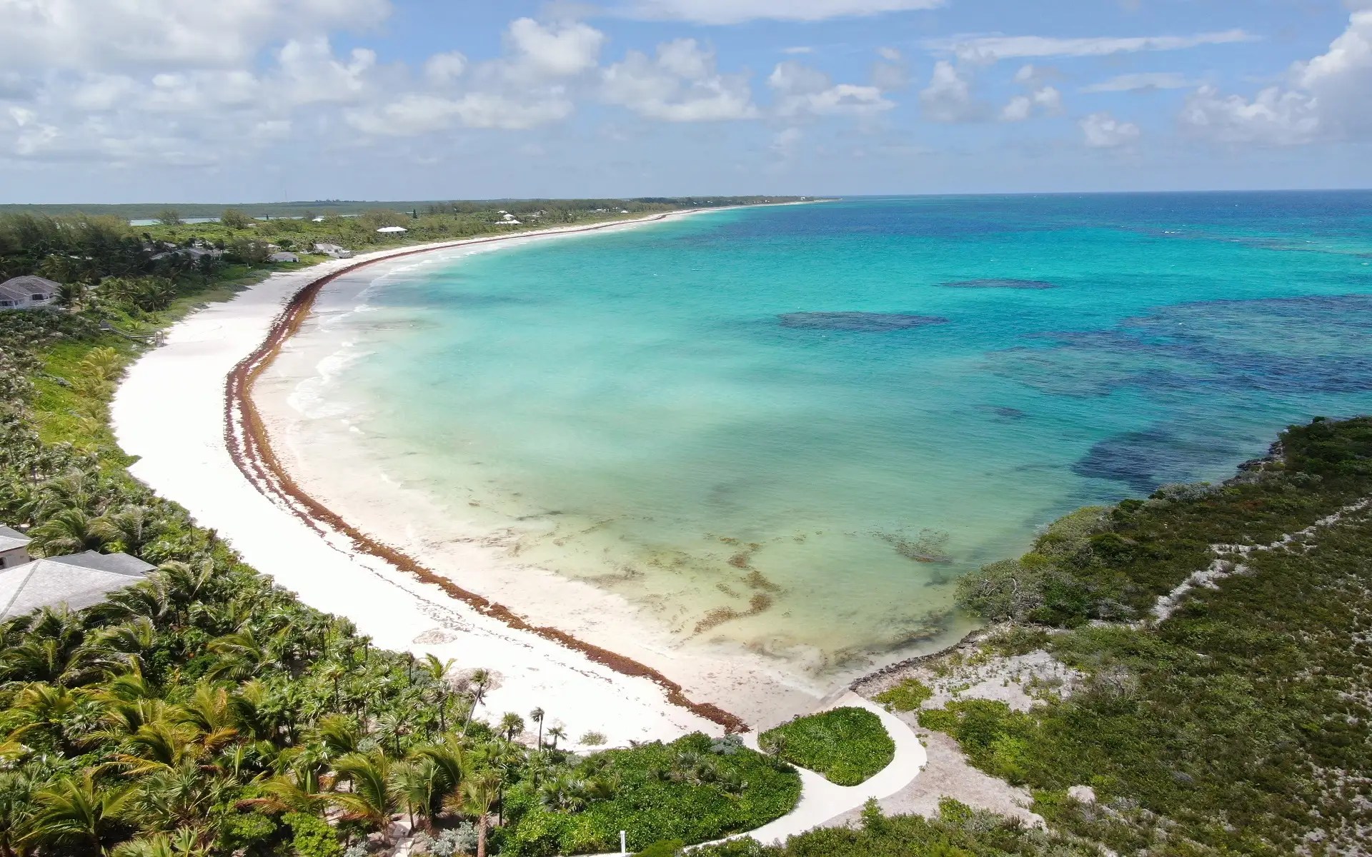 3 Bedroom Beachfront Home for Sale, Windermere Island, Eleuthera