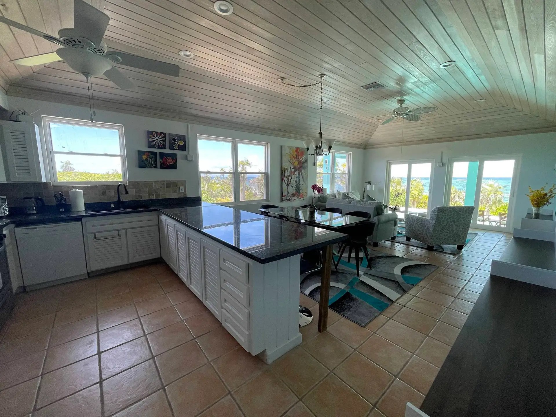 10 Bedroom Beachfront Estate for Sale, Double Bay, Eleuthera, Bahamas