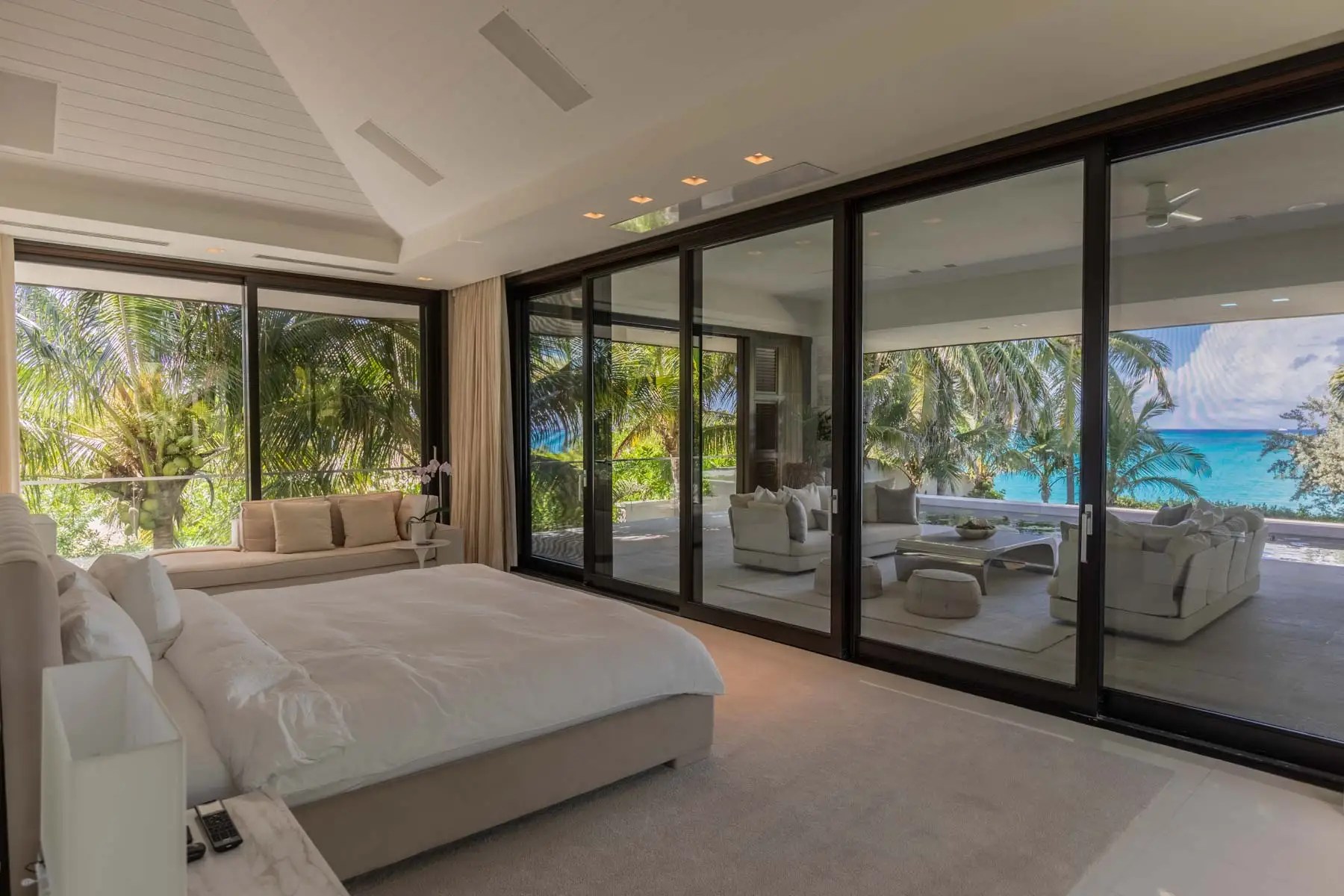 8 Bedroom Luxury Beachfront Home for Sale, Old Fort Bay, Bahamas 7th Heaven Properties